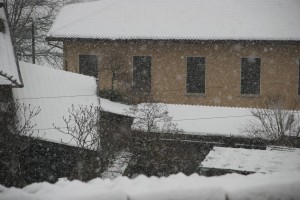 Neve in paese